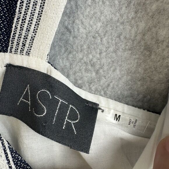 ASTR Sundress Jumper Pockets Casual Sleeveless Striped V-neck Gray White Size M - Picture 9 of 12